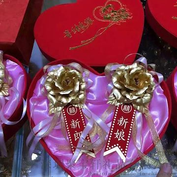 金箔玫瑰胸花结婚季爆销品 金箔礼品 婚礼婚庆礼品